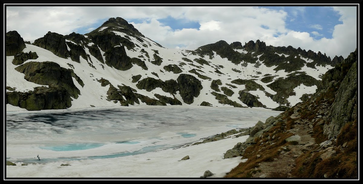 Vallon du Marcadau et tour des lacs Pano%204RETNETBORD