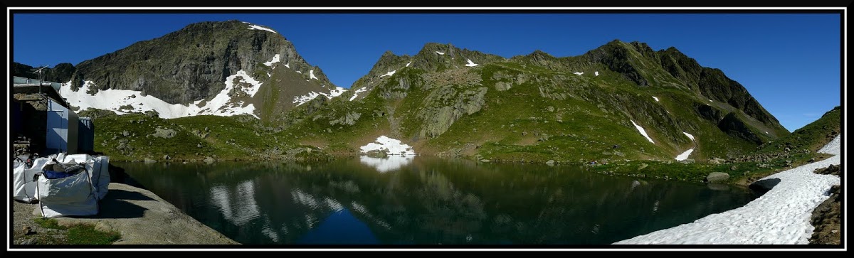 Port de Vénasque (2444m), Pas de l'Entécade,.... Pano%206%20refuge%20de%20v%C3%A9nasqueRETNETBORD