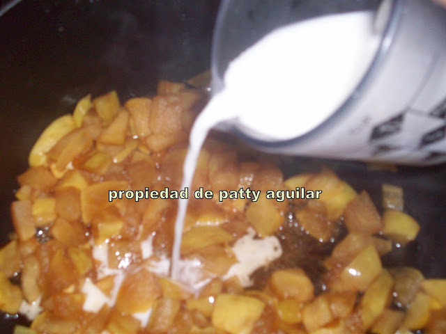 PASO A PASO PAY DE QUESO Y MANZANA 100_4416