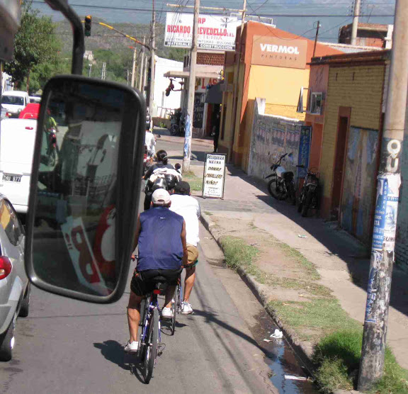 Crónicas Americanas de Ismael 2010-2011 01.peregrinos%20en%20bici