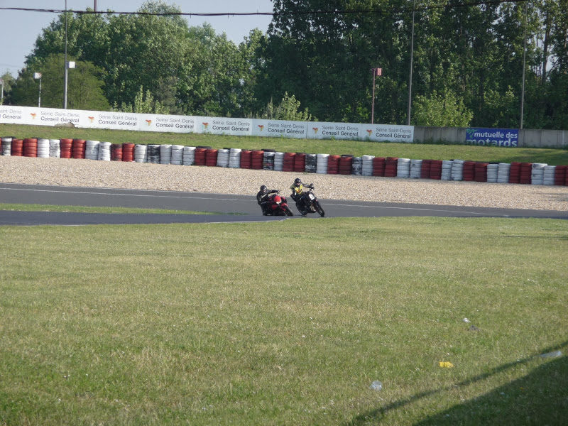 Circuit Carole - 1125 et autre Buell P1100436