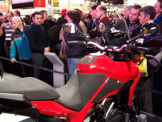 EICMA NON SOLO GUZZI 100_3466