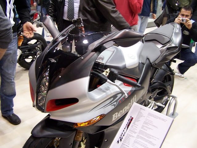 EICMA NON SOLO GUZZI 100_3545