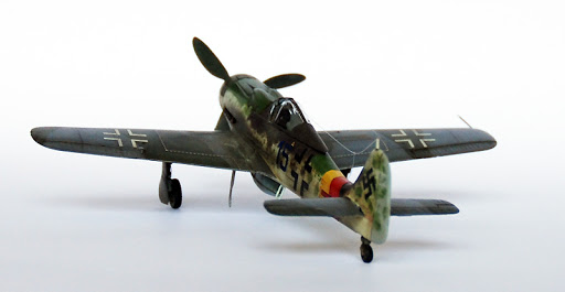 Focke-wulf 190 D-9 Dora a un long nez, je répète Dora a un long nez Fini16