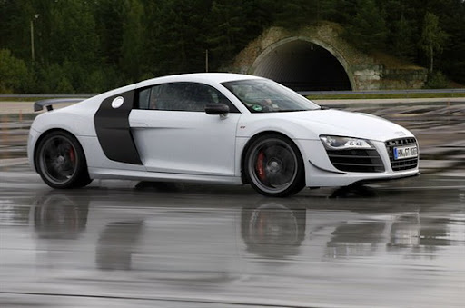 Audi R8 GT - nguồn cảm hứng tốc độ 95