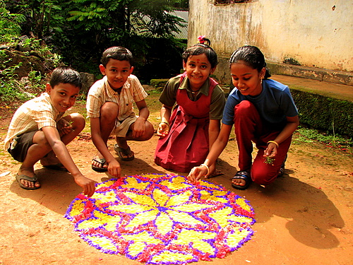 NAMUKKUM ONAM!!!! Onam