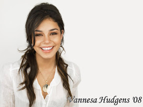 Vanessa Hudgens Vannesa-Hudgens-Wallpaper23