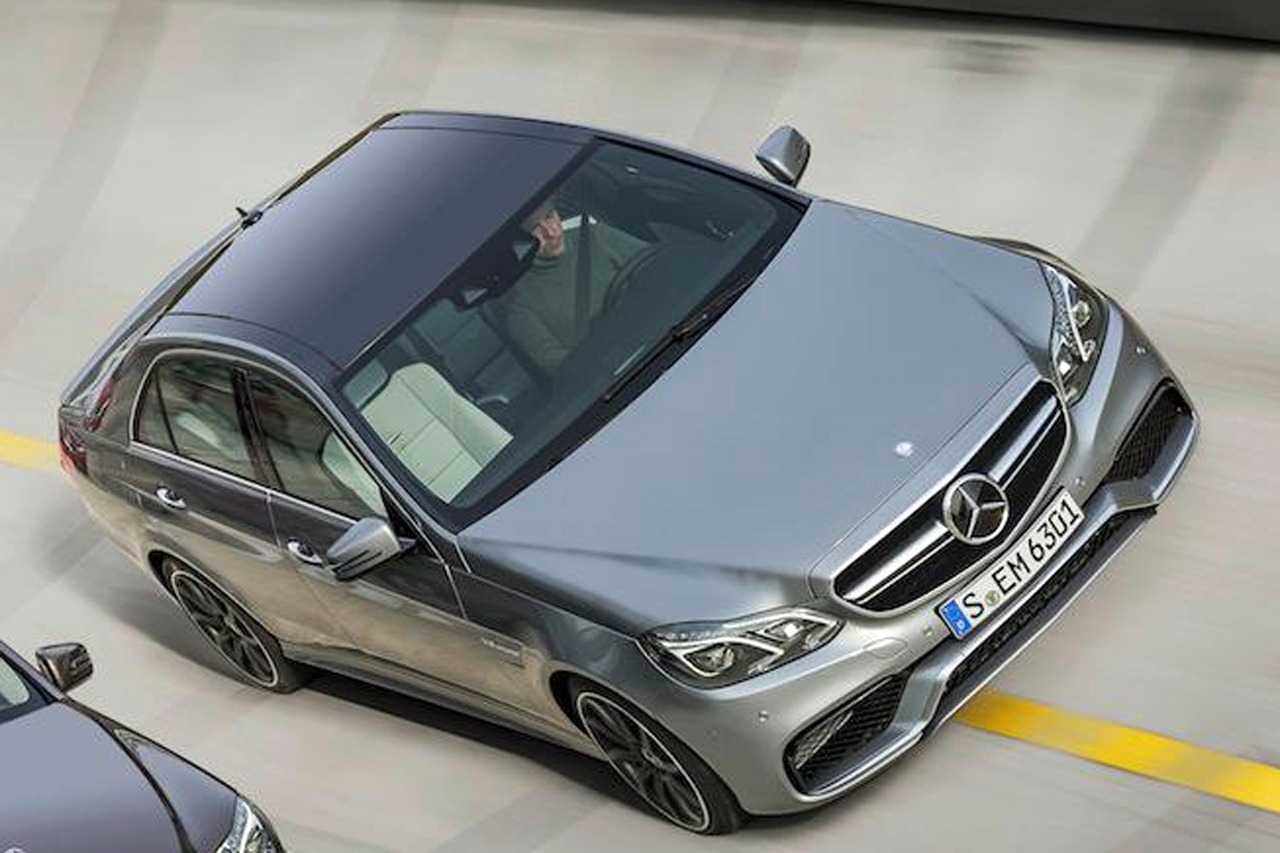 La Mercedes-Benz E63 AMG réstylée 2013 (W212) 2014-Mercedes-Benz-E63-AMG-2%25255B4%25255D