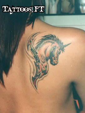 tatouage - Page 3 %2525C3%2525A9paule-licorne-terres-animaux