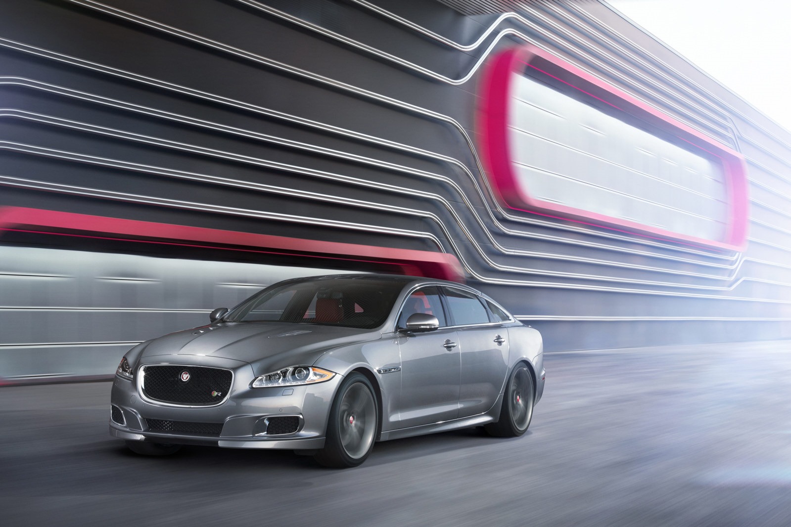 2009 - [Jaguar] XJ [351] - Page 13 2014-Jaguar-XJR-5%25255B2%25255D