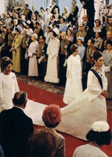 Dinastía Pahlavi de Irán. - Página 12 Coronation2