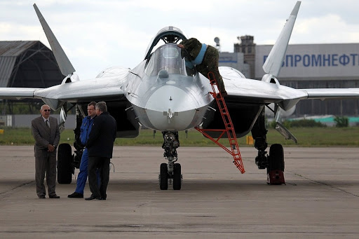 FUERZA AÉREA RUSA - Página 2 PAK-FA-T50-6