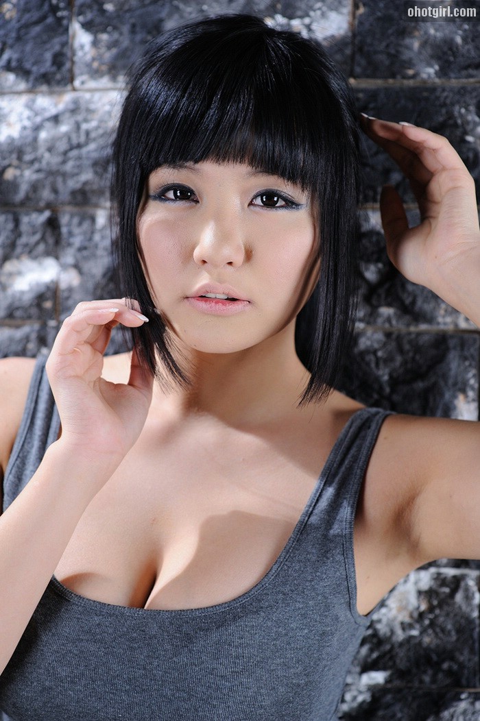 Ryu Ji Hye – Gray Dress Ryu-Ji-Hye-Gray-Dress-28