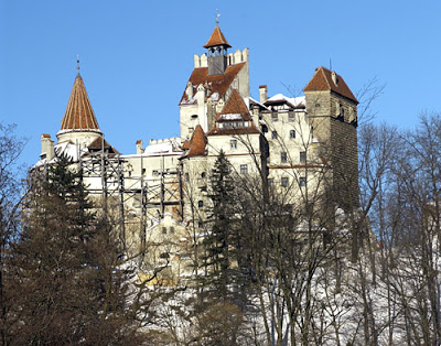 Os 50 lugares mais assustadores do mundo ! Bran-Castle-Dracula16