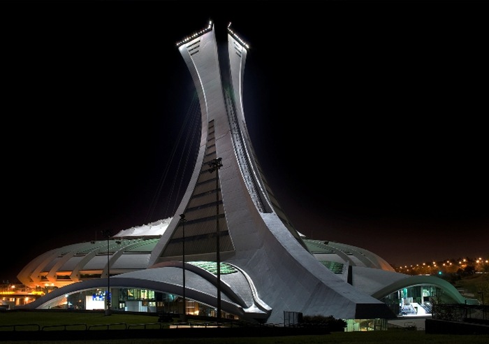 33 สิ่งก่อสร้างที่แปลกที่สุดในโลก  15-33-Worlds-Top-Strangest-Buildings-olympicstadium