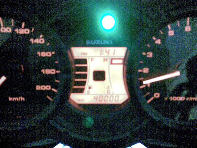 DREAMER's topic (motoride.sk) SUZUKI DL650 K7 po 40tis km Image003