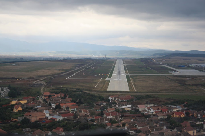 Aeroportul Sibiu - Februarie 2010 Papi