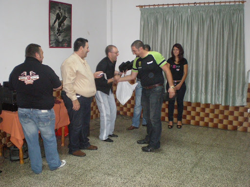 FOTOS CENA MOTERA 11-12-2009 ( fotos ) PC120175