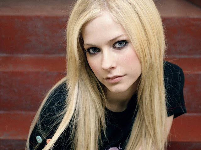   avril lavigne +  51