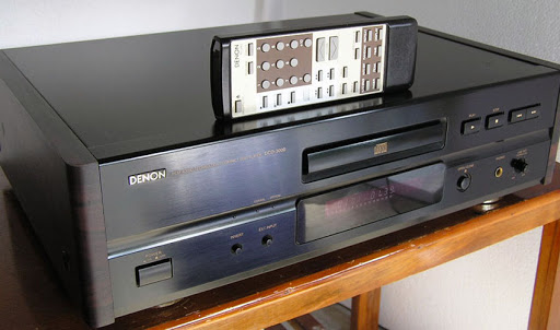 lettore CD Denon DCD-3000 - quali possibili modifiche... Denon_DCD-3000_