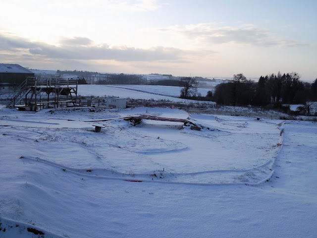 Le circuit sous la neige le 19.12.2009 Photo0860