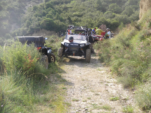 Qui a dit que les randos en Espagne ce n'était que du roulage?? IMGP0233