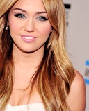 □ Λvataяes Miley Cyrus 2