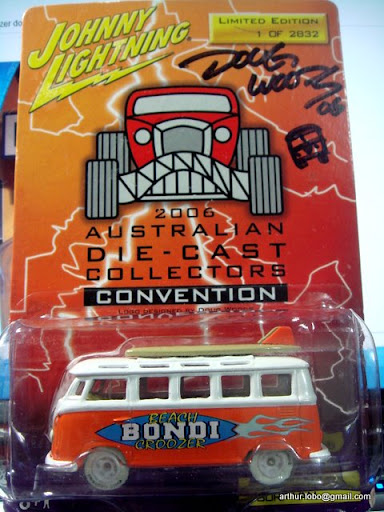 Minis do Arthur Lobo - Atualizada 07/05/2009 VW%20Kombi%20-%20Australian%20Diecast%20Collectors%202006%20-%20JL