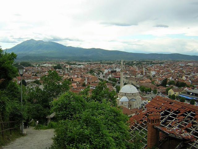 SLIKE SRBIJE - Page 18 Prizren_most_planine_pogled_na_grad%20%282%29