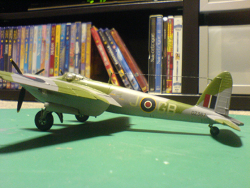 [Tamiya] De Havilland Mosquito B Mk. IV 1/72 DSC00602