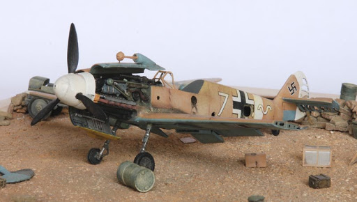 [MC0 - Tout Ouvert] Messerschmitt Bf109F/trop [amodel] 1/72 - Page 4 FINI13