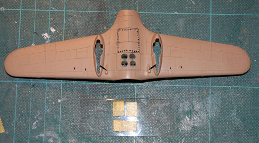 Breda Ba65 A80 [AZmodel] 1/72 Vitre2