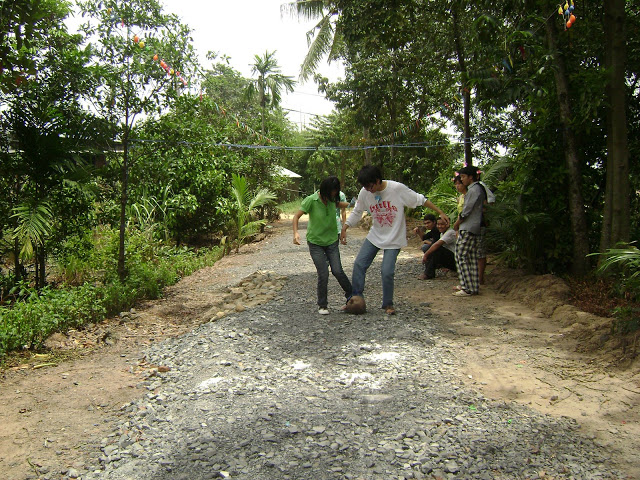 Hình ảnh buổi off họp lớp ngày 12-08-2009 DSC00113