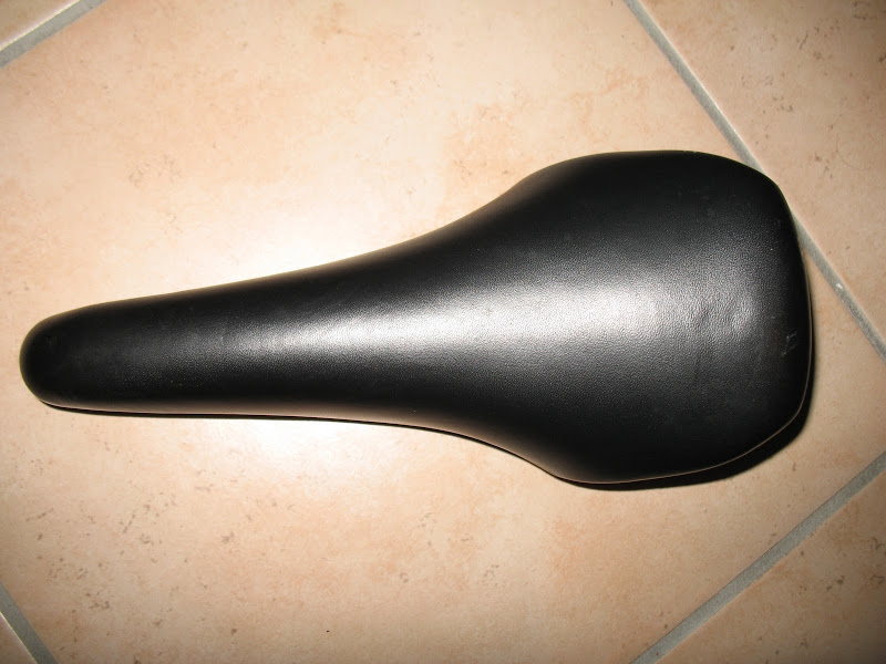 Vends 1 selle San Marco Ti "Bontrager", rails titane IMG_5435