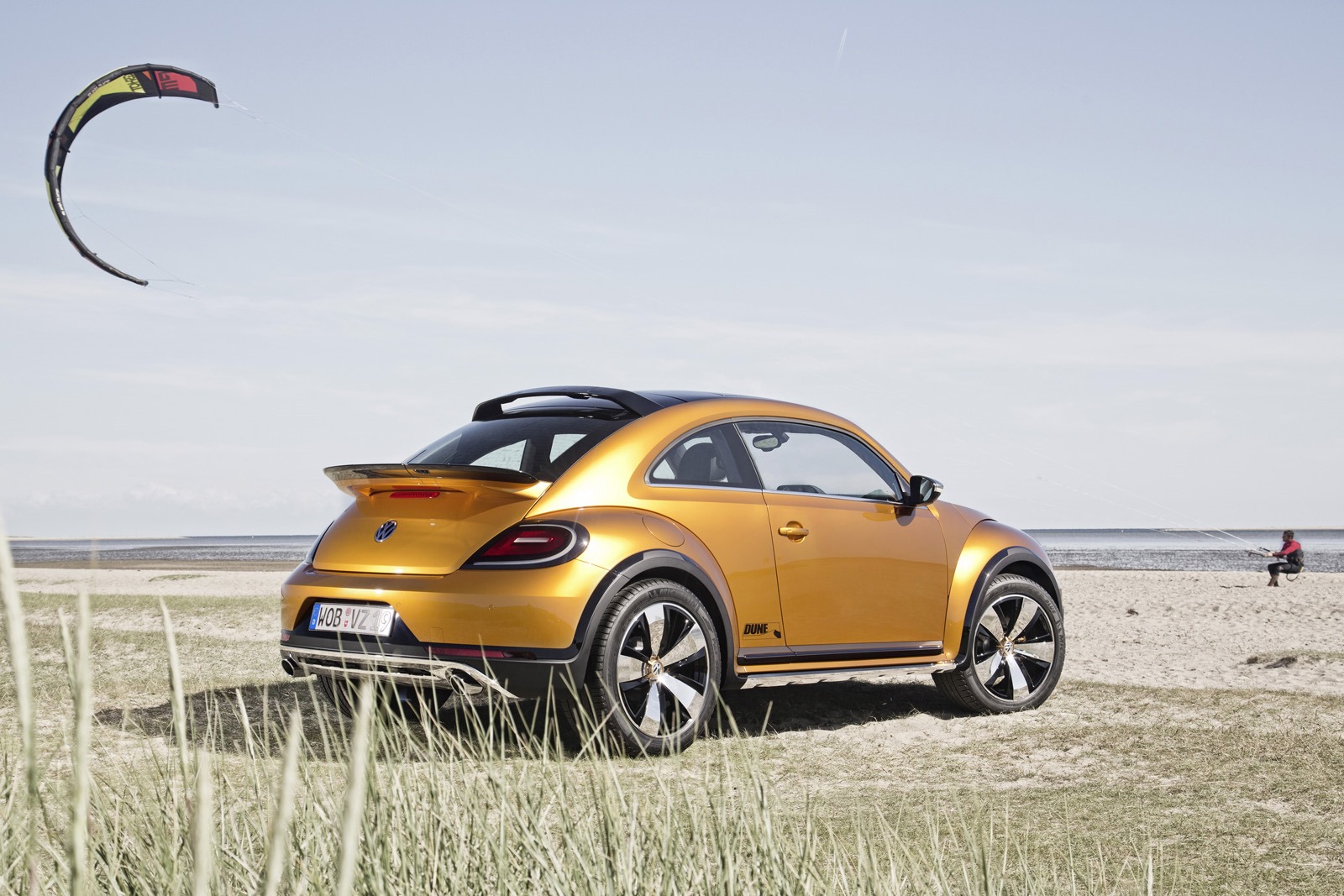 2014 - [Volkswagen] Beetle Dune Concept VW-Beetle-Dune-Concept-8%25255B3%25255D