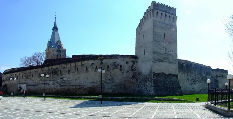 Turism cu bicicleta Pano