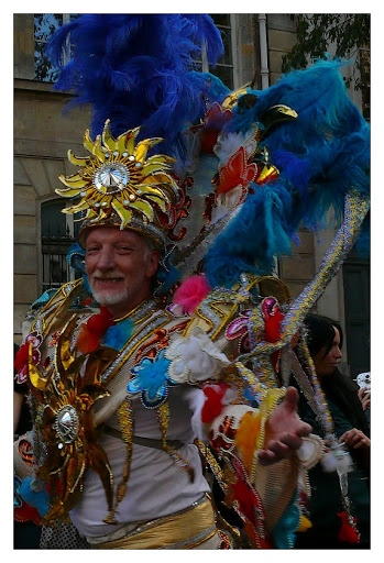 Fete des vendanges Montmartre,les photos Folie%20bergere