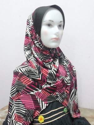 BeeBiees Collections : ANAK TUDUNG SYRIA, TUDUNG JAKARTA, TUDUNG SCALLOP...SEMUA MURAH JE P1228638