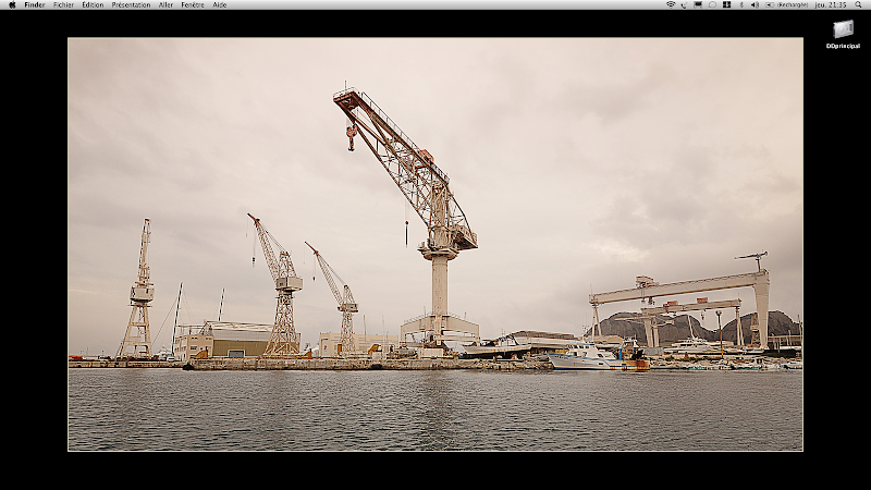 Mon bureau de PC ou de mac il ressemble a ca : - Page 5 Image%201