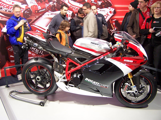 EICMA NON SOLO GUZZI 100_3462