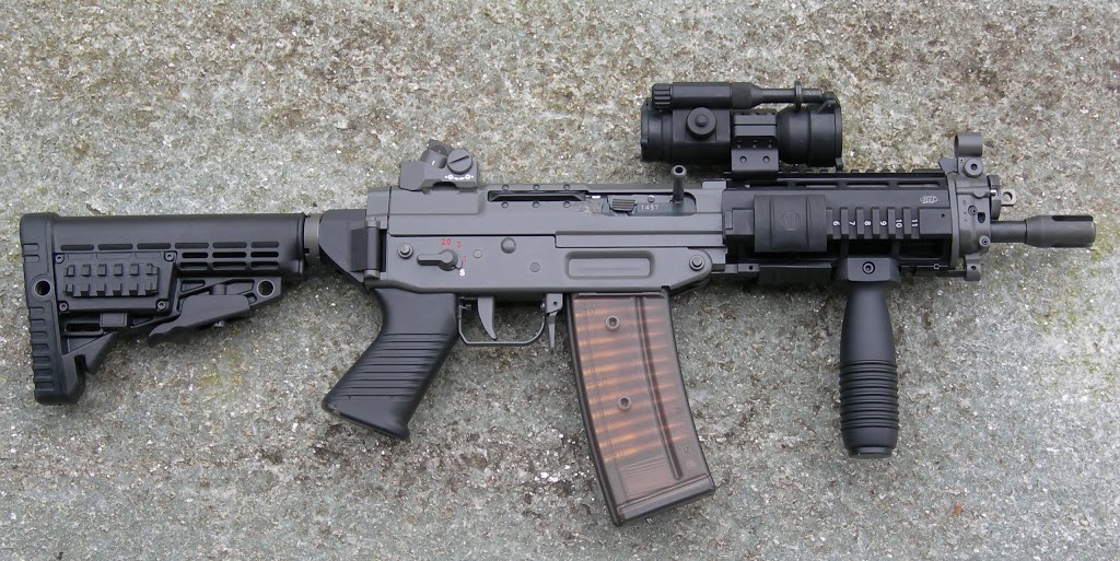 Conseil d'achat : SIG 552-2 LB ou M4 SD Tactical DSCN1406