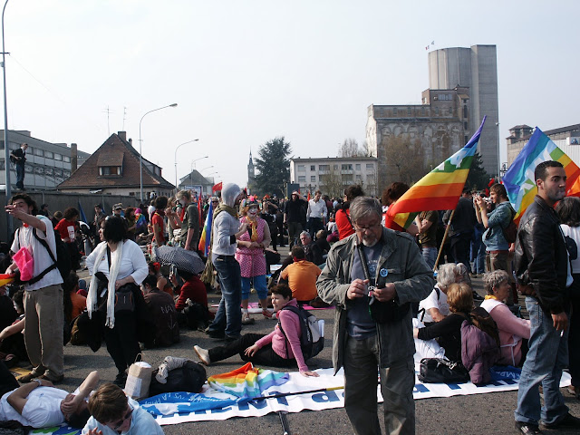 Manif internationale pour la paix le 4 avril à Strasbourg Contre%20sommet%20143