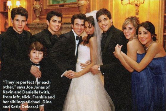 fotos boda de kevin (Revista PEOPLE) Peoplekenielle-BDLT-012