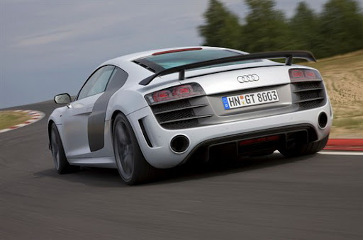 Audi R8 GT - nguồn cảm hứng tốc độ 110