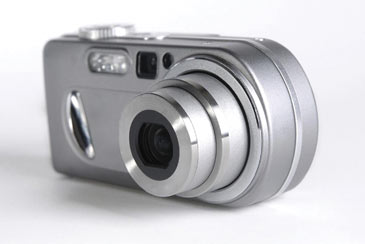 أفضل 10 هدايا للتخرج .. Digital_Camera_H