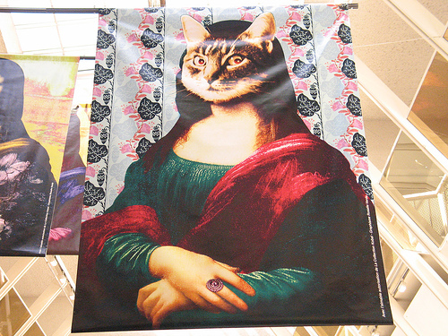 Spam Game:D - Page 2 Cat-Woman-Mona-Lisa