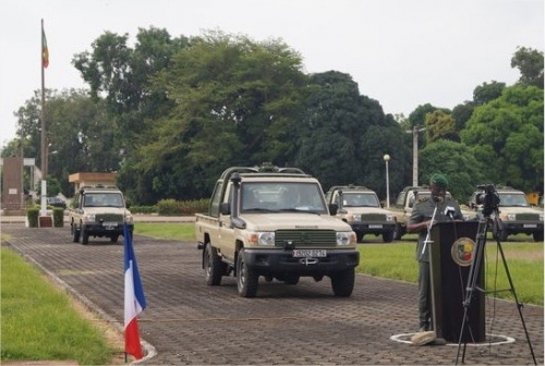 L'Armée du Bénin - Page 2 665036963