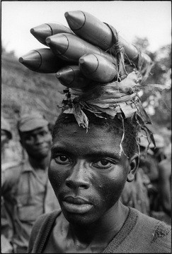 BÉBÉS D'AUTREFOIS(photos,textes)et autres(GILLES CARON : REGARD SUR LES ANNÉES 60 2e0d64ef