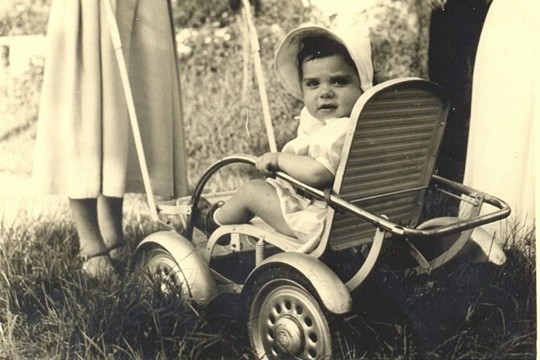 BÉBÉS D'AUTREFOIS(photos,textes)et autres(GILLES CARON : REGARD SUR LES ANNÉES 60 4582f503