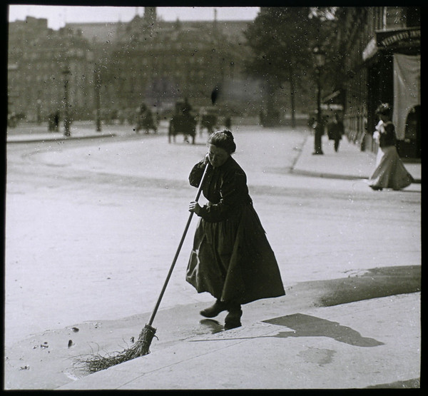 AUTREFOIS... - 2LES PETITS METIERS DE PARIS DANS LES ANNEES 1900+DES PHOTOS CENTENAIRES AU DESTIN INCROYABLE 96c1a69d